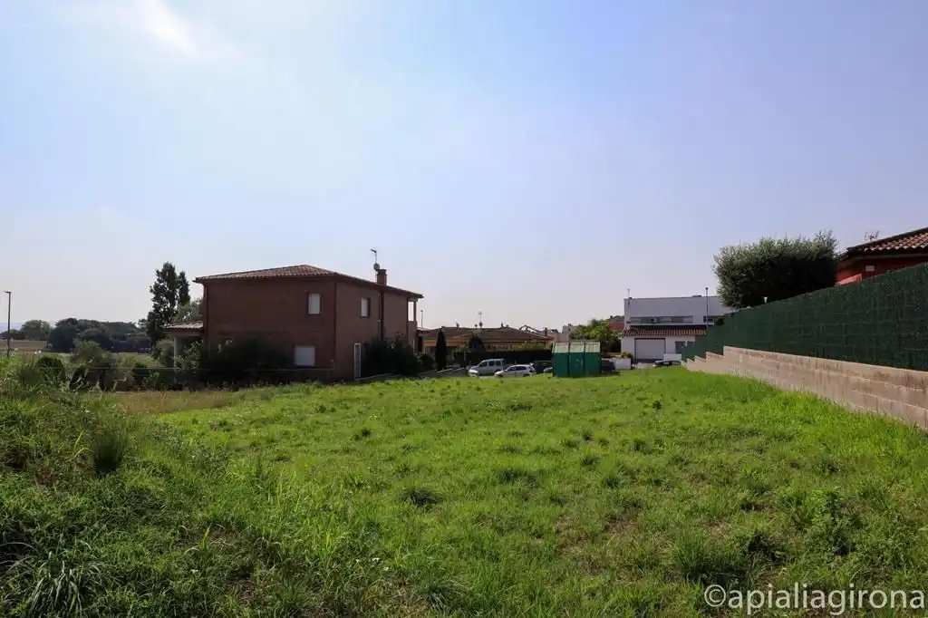 Terrenos y solares en venta en Riudellots de la Selva