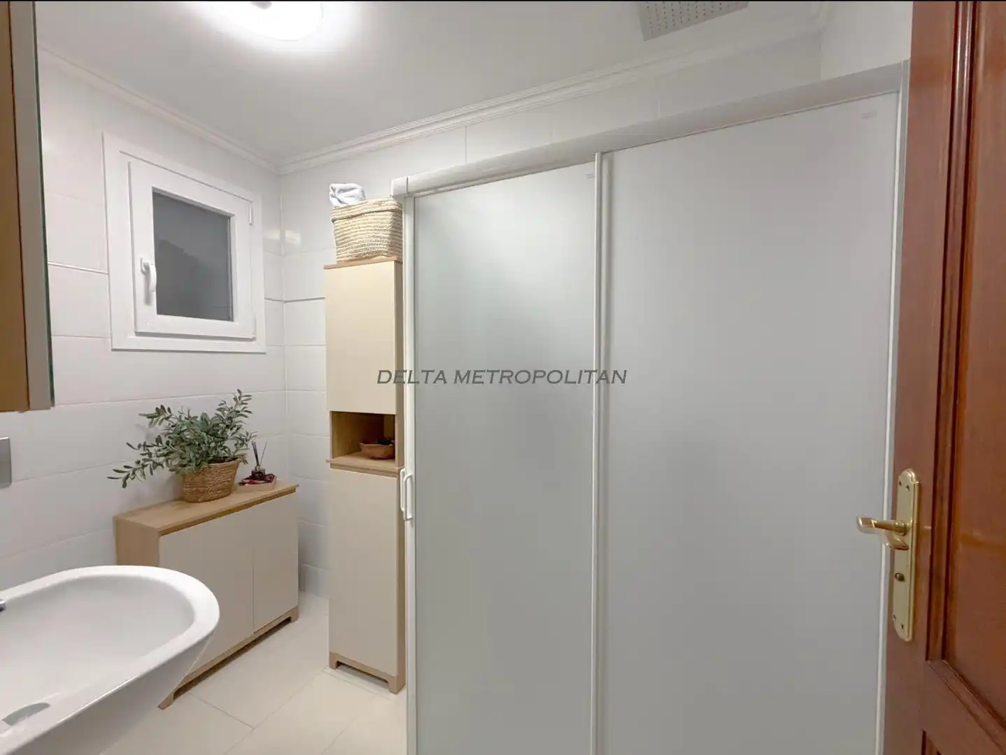 Badezimmer von Haus oder Chalet zum Verkauf in Arona mit Klimaanlage, Terrasse und Abstellraum