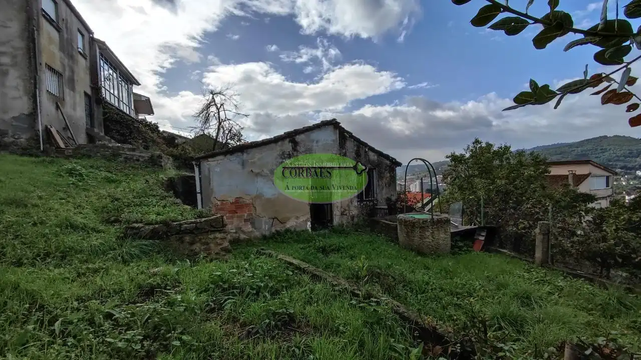 Houses for sale in Ourense Capital   with Private garden