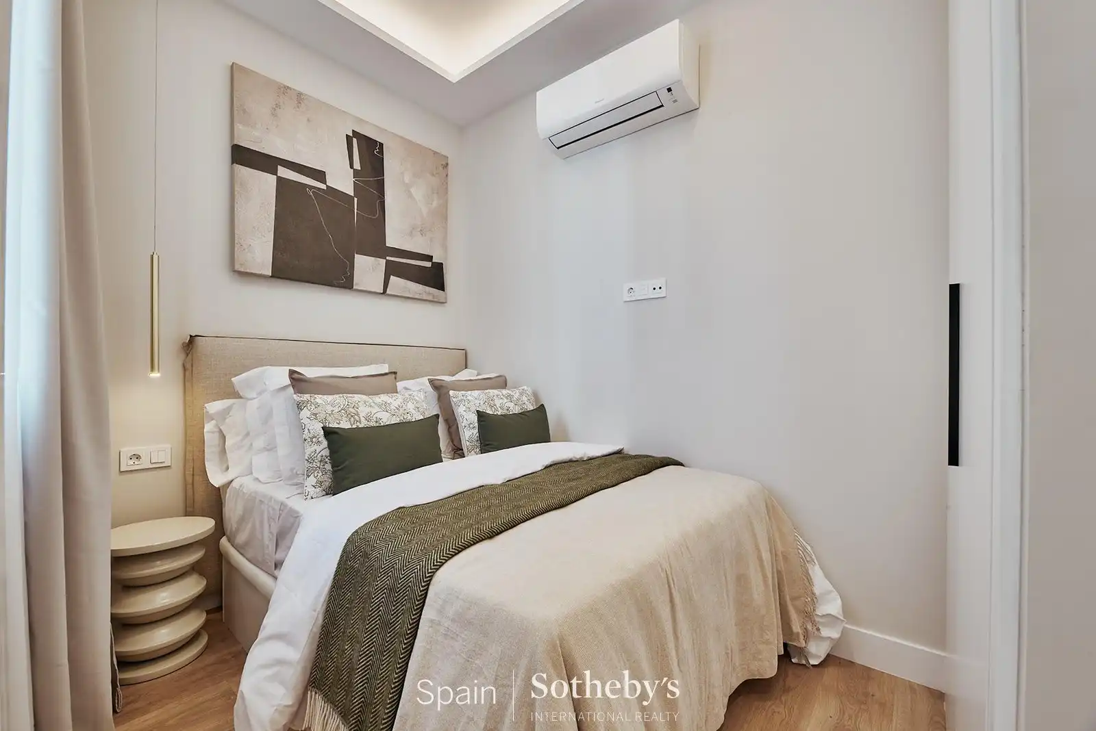 Habitación de Apartamento en venta en Madrid con Aire acondicionado, Calefacción y Terraza