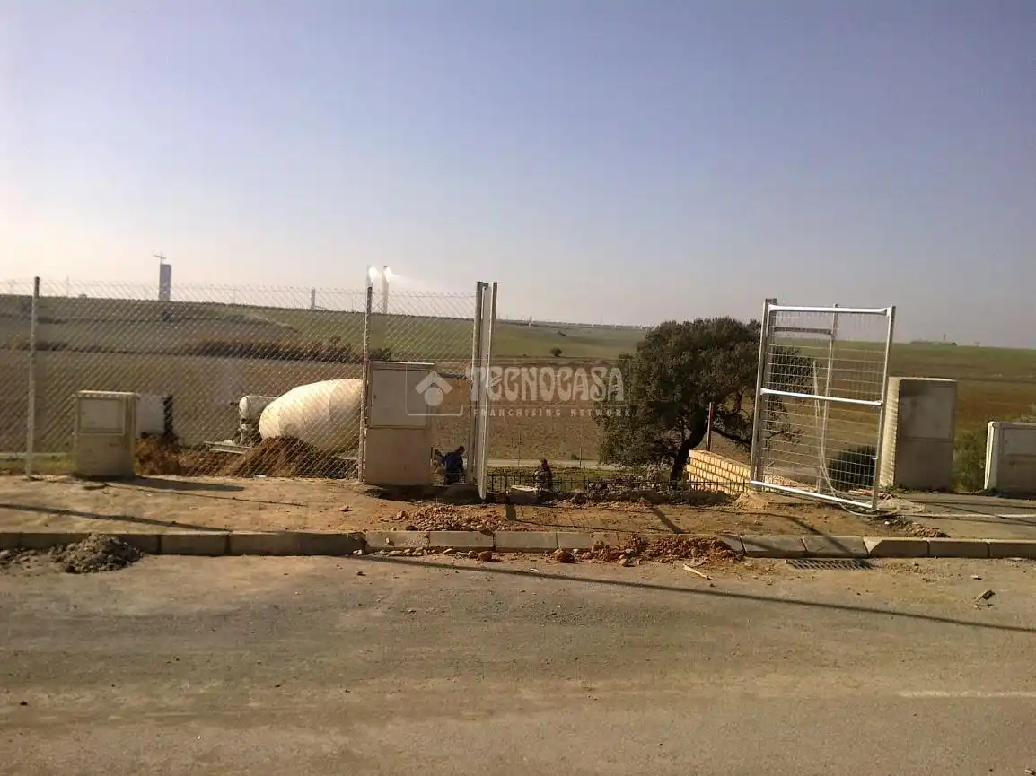 Terreny residencial en venda a Sanlúcar la Mayor, imagen 12