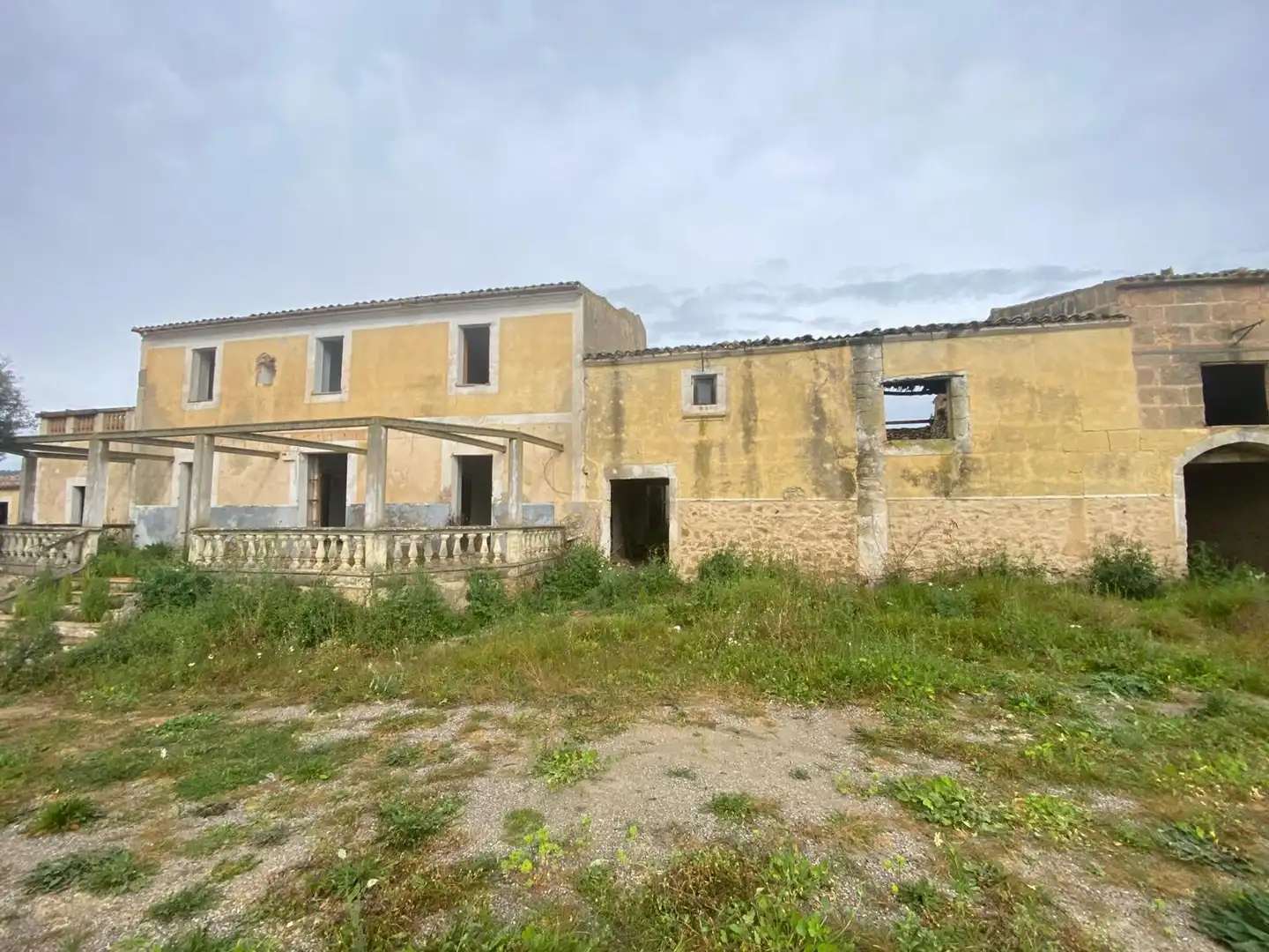 House for sale in Petra