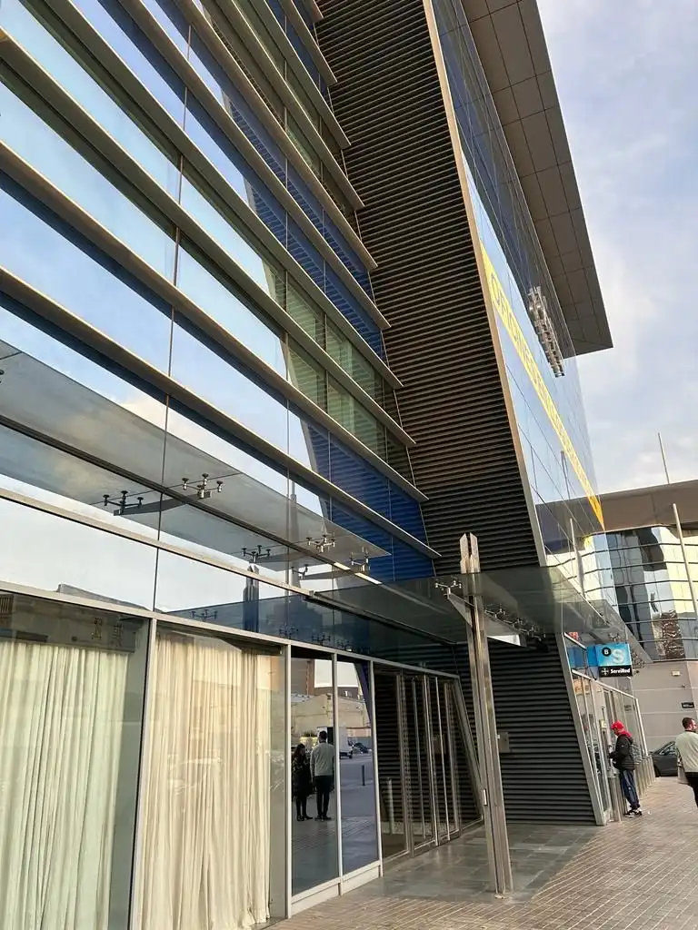 Außenansicht von Büro zur Miete in Sant Adrià de Besòs mit Klimaanlage, Heizung und Terrasse