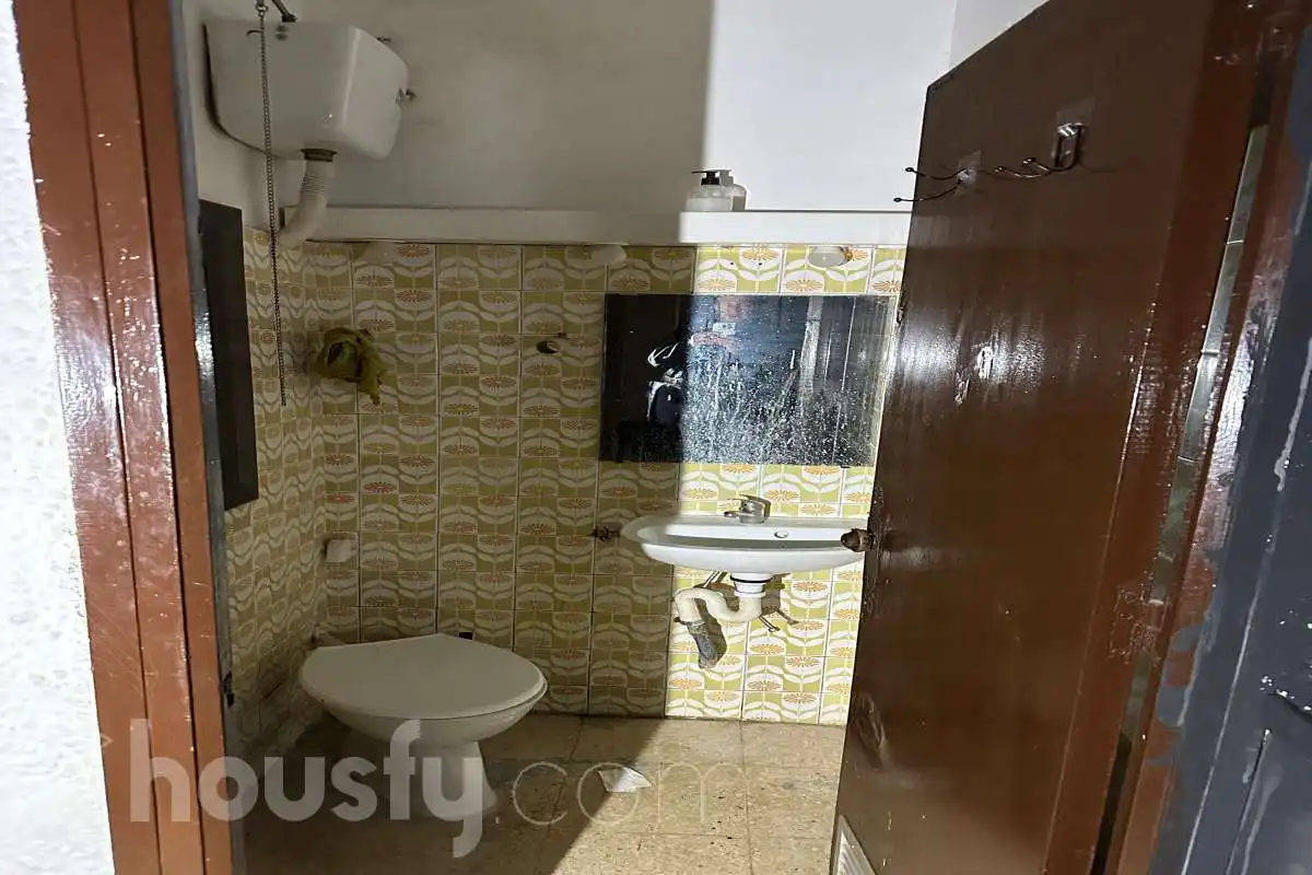 Local de alquiler en Carrer d'Aragó, Zona Alta