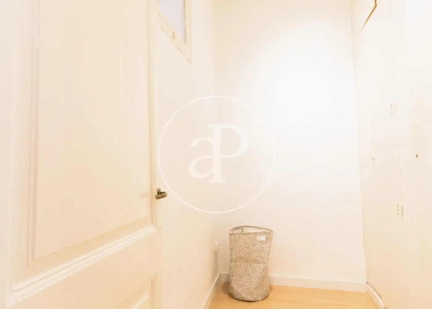 Piso con terraza en venta en Carrer de Girona, imagen 27