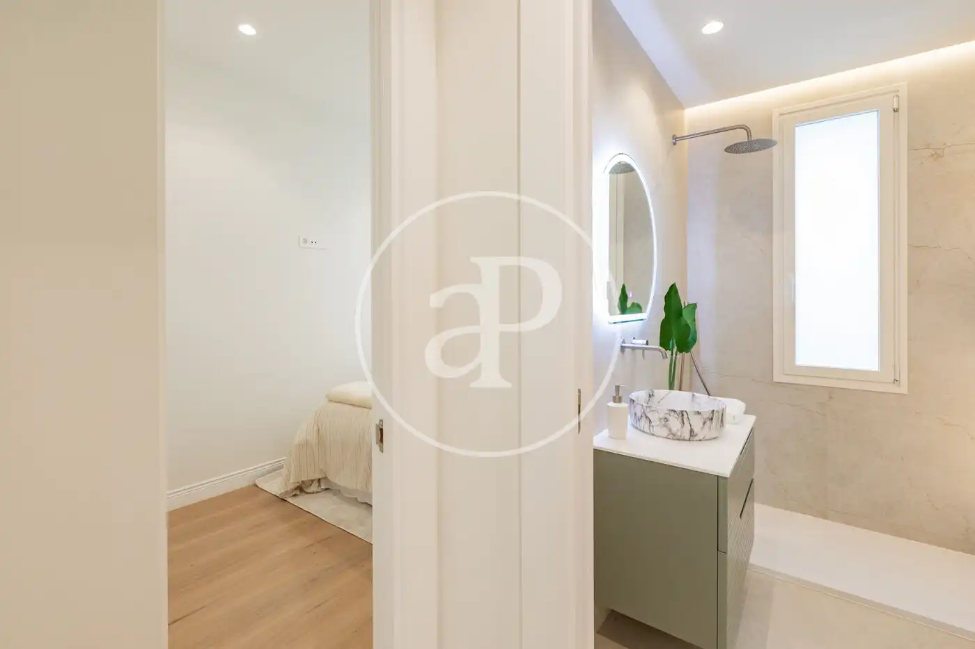 Baño de Piso en venta en Madrid con Aire acondicionado y Calefacción
