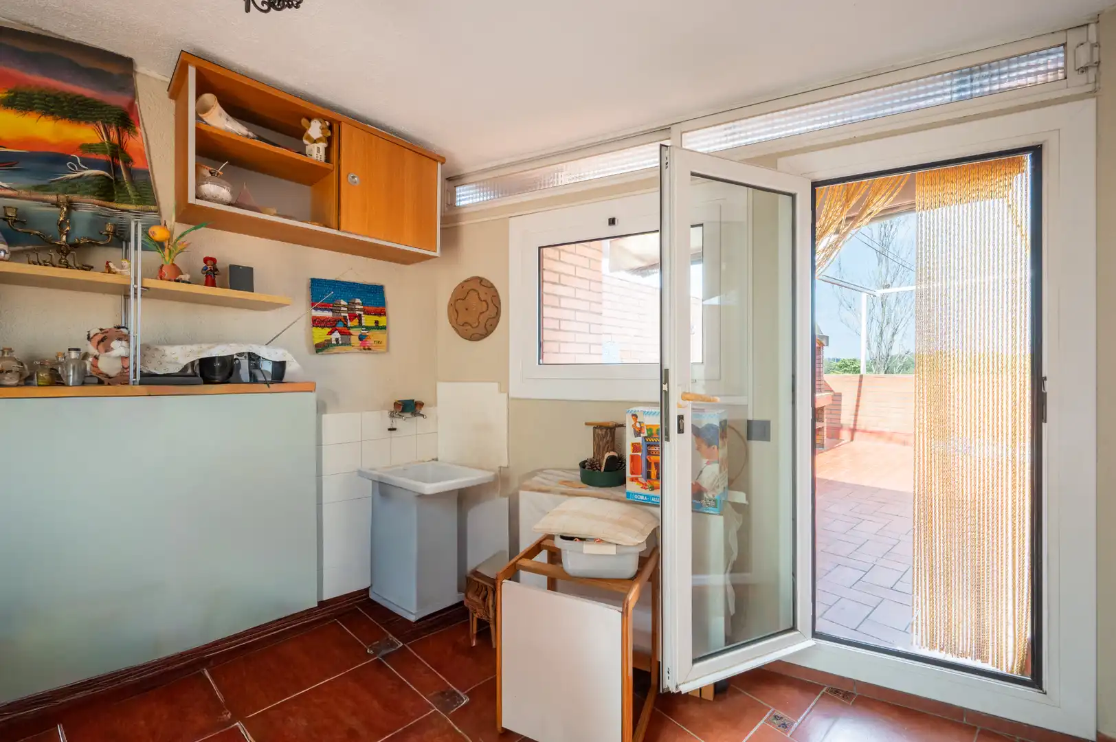 Küche von Einfamilien-Reihenhaus zum Verkauf in Sant Cugat del Vallès mit Klimaanlage, Heizung und Privatgarten