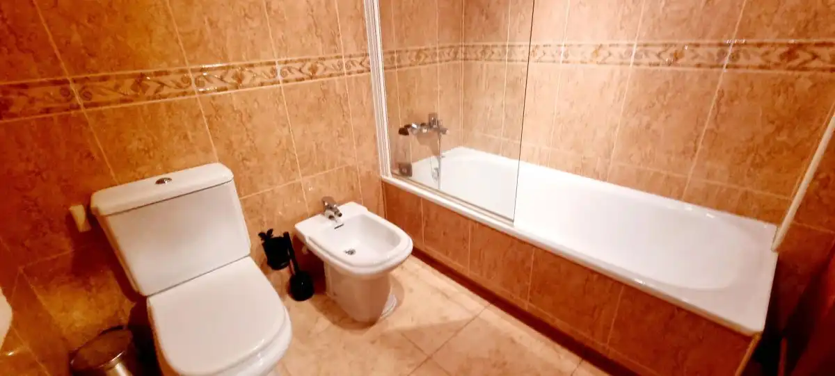 Bathroom of Flat for rent in Águilas  with Furnished and Balcony