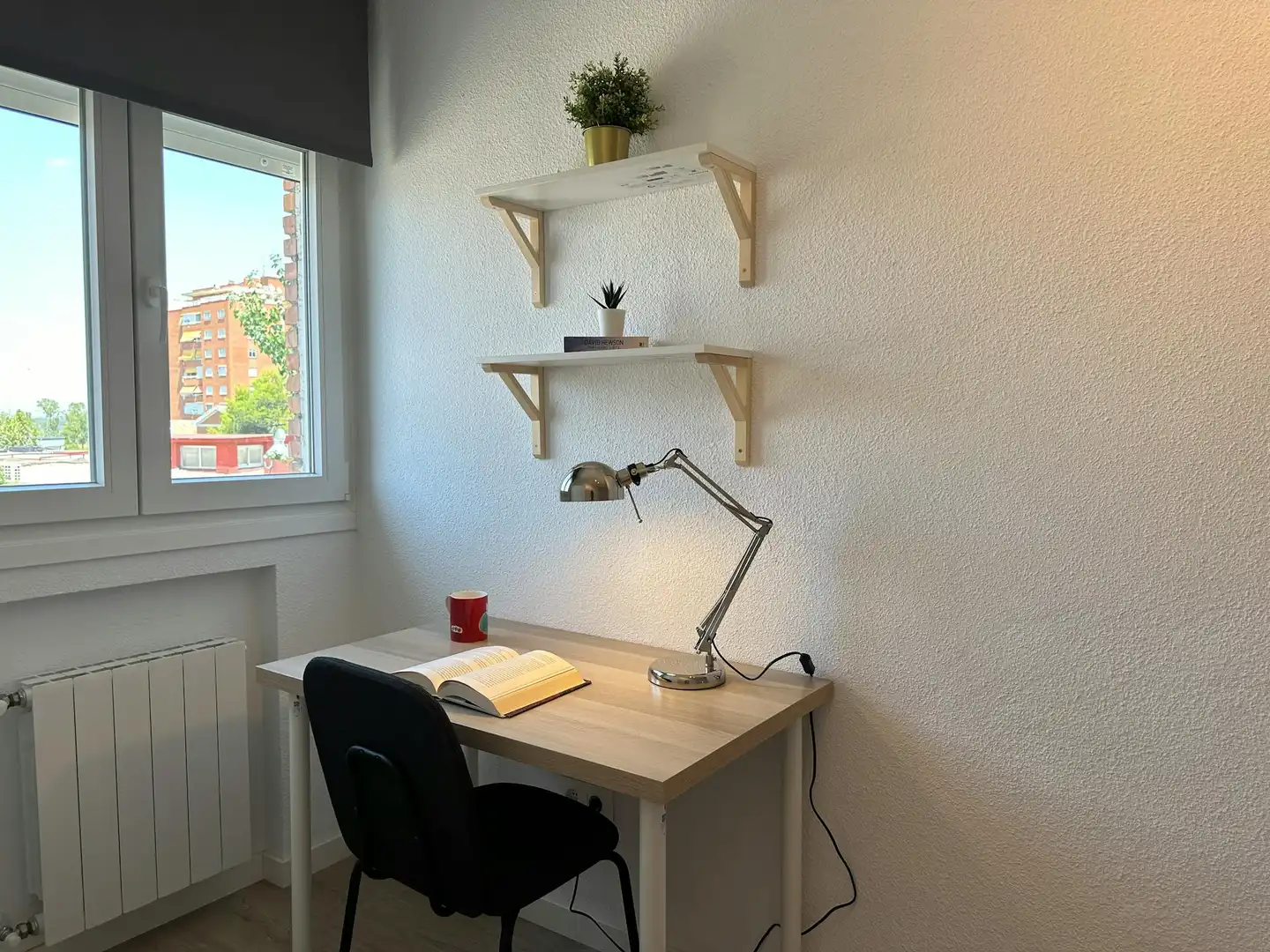 Bedroom of Flat for rent in Madrid  with Heating, Furnished and Washing machine