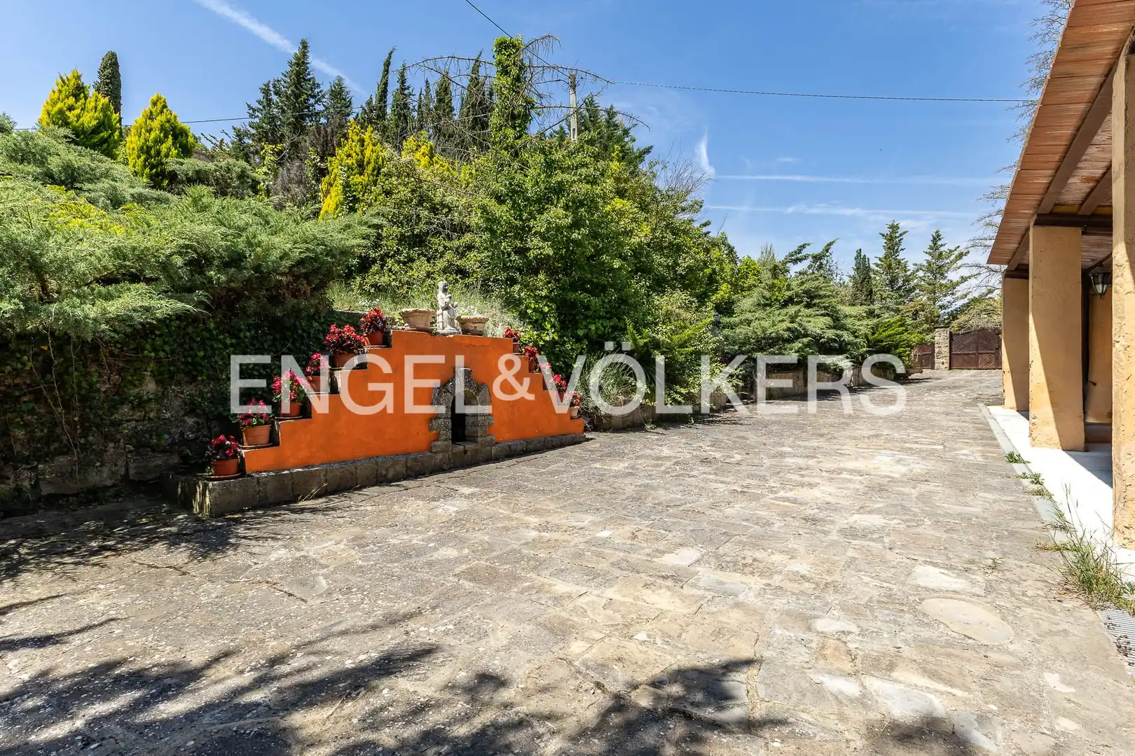 Casa rústica con jardín en venta en El Bruc, imagen 25