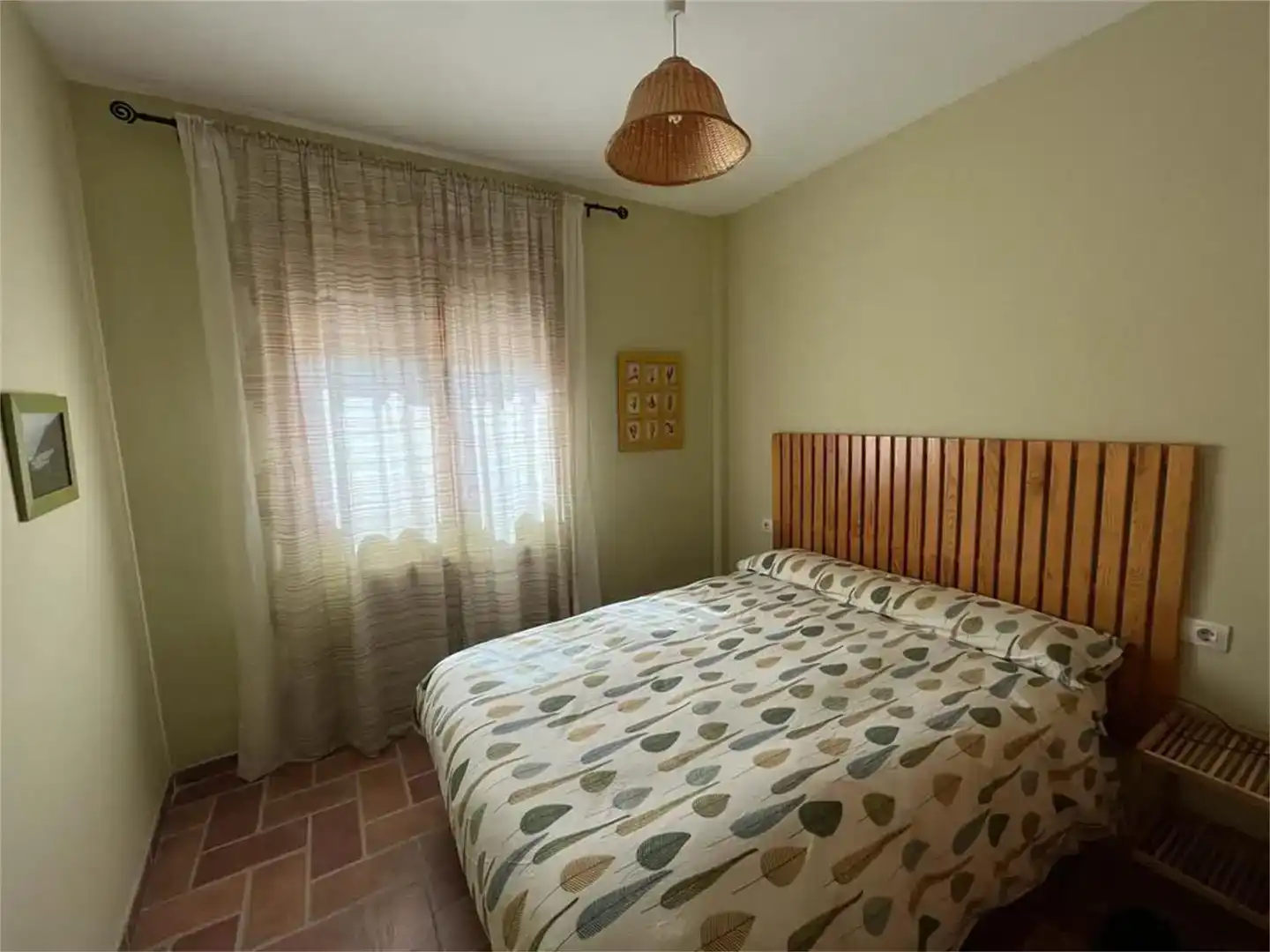 Dormitori de Casa adosada en venda en Torres