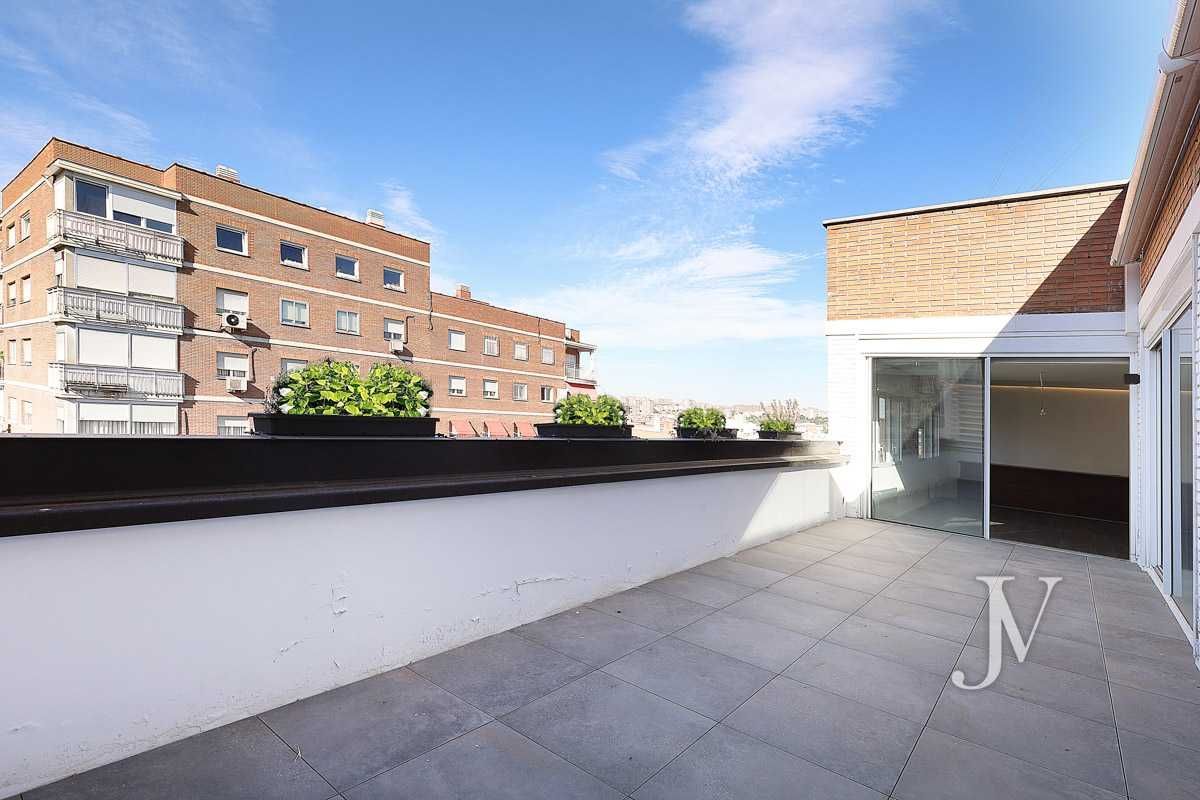 Terraza de Piso de alquiler en  Madrid Capital con Aire acondicionado, Calefacción y Terraza