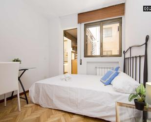 Bedroom of Flat to share in  Madrid Capital  with Air Conditioner, Heating and Terrace