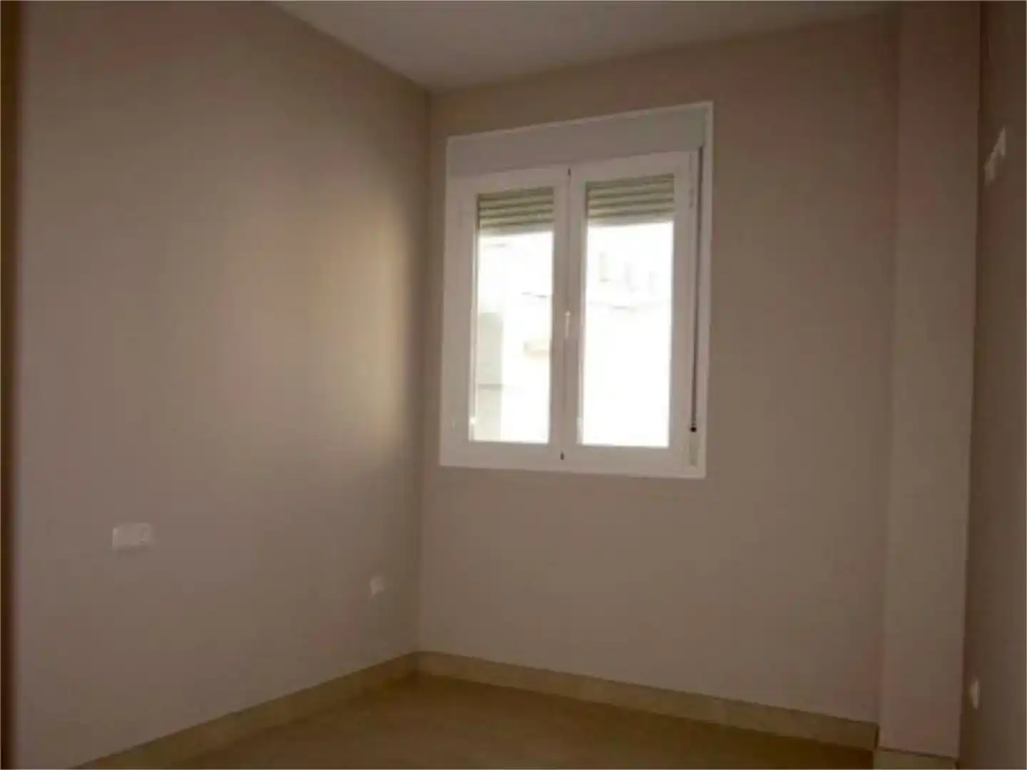 Schlafzimmer von Wohnung zur Miete in Lucena mit Klimaanlage und Balkon