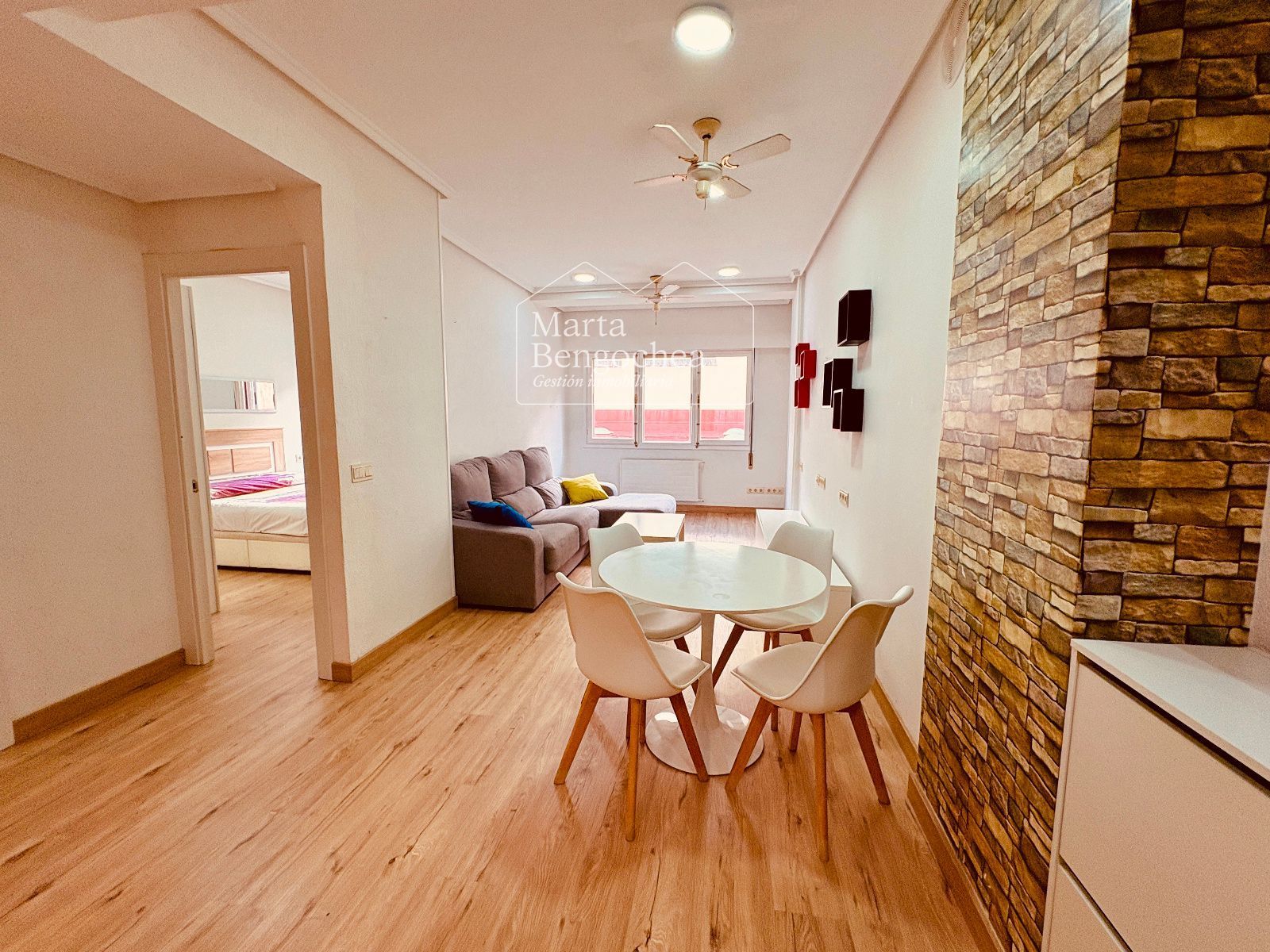 Living room of Flat for sale in Vitoria - Gasteiz  with Heating and Furnished