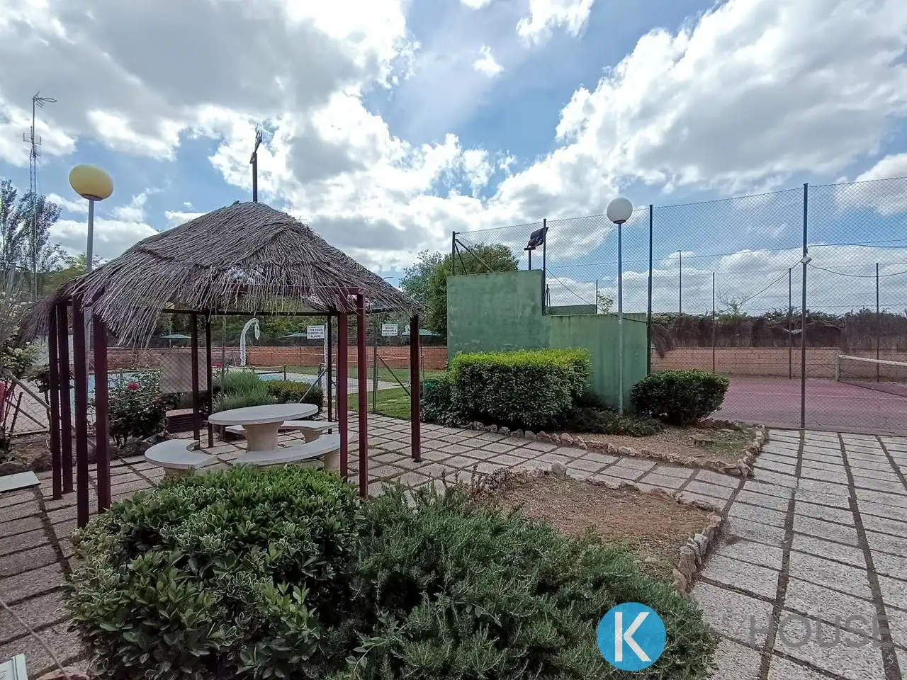 Terraza de Casa adosada en venta en Villalbilla con Aire acondicionado, Calefacción y Jardín privado