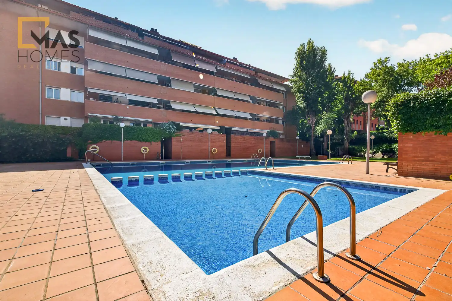 Piscina de Piso en venta en Sant Cugat del Vallès con Aire acondicionado, Calefacción y Jardín privado
