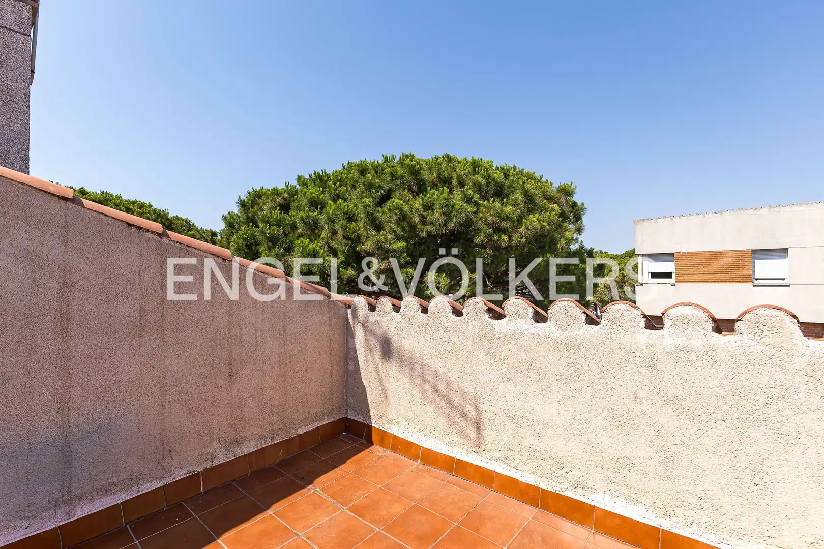 Terrassa de Casa o xalet en venda en Gavà amb Calefacció, Jardí privat i Terrassa