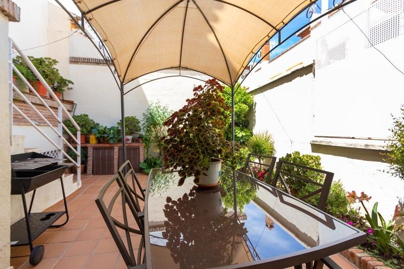 Terrassa de Casa adosada en venda en  Granada Capital amb Calefacció, Jardí privat i Terrassa