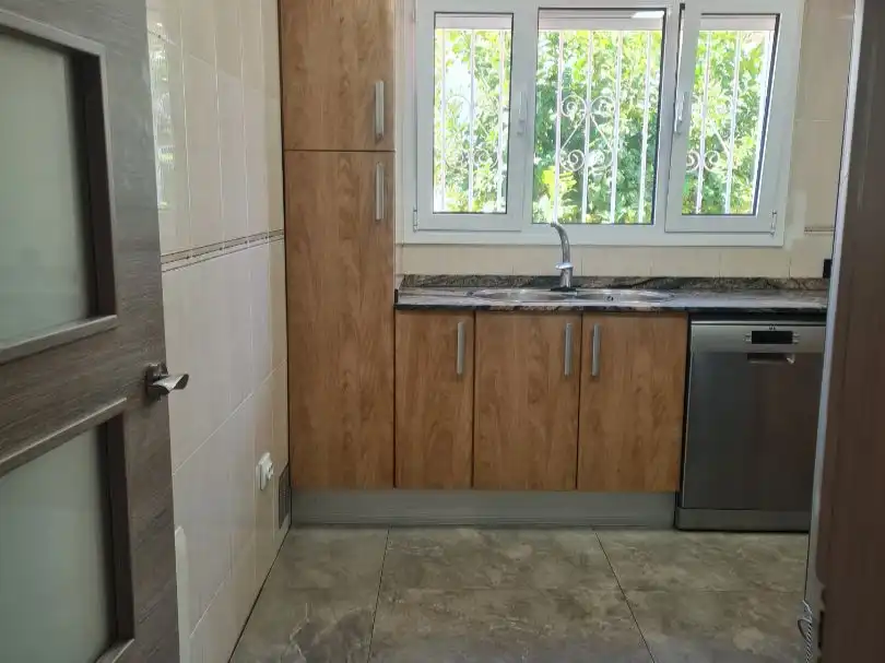 Terraced house with garden for sale in Ave Gerona 48, imagen 8