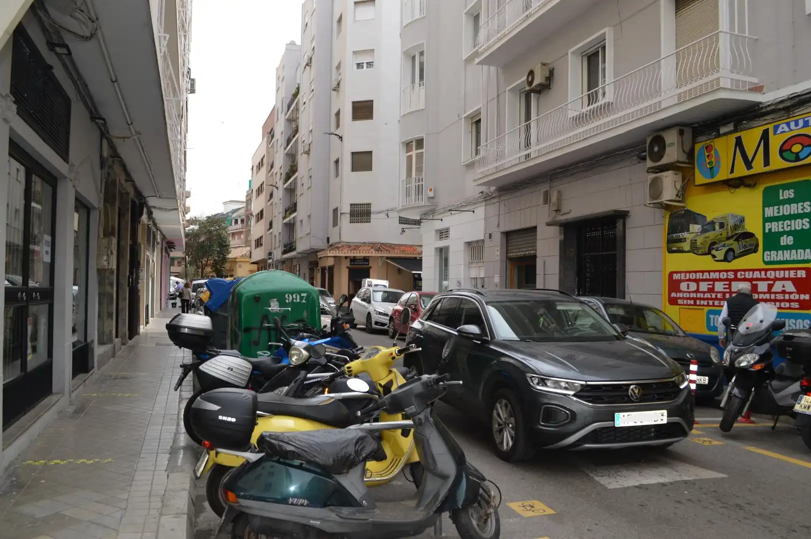 Exterior view of Commercial properties for rent in Granada