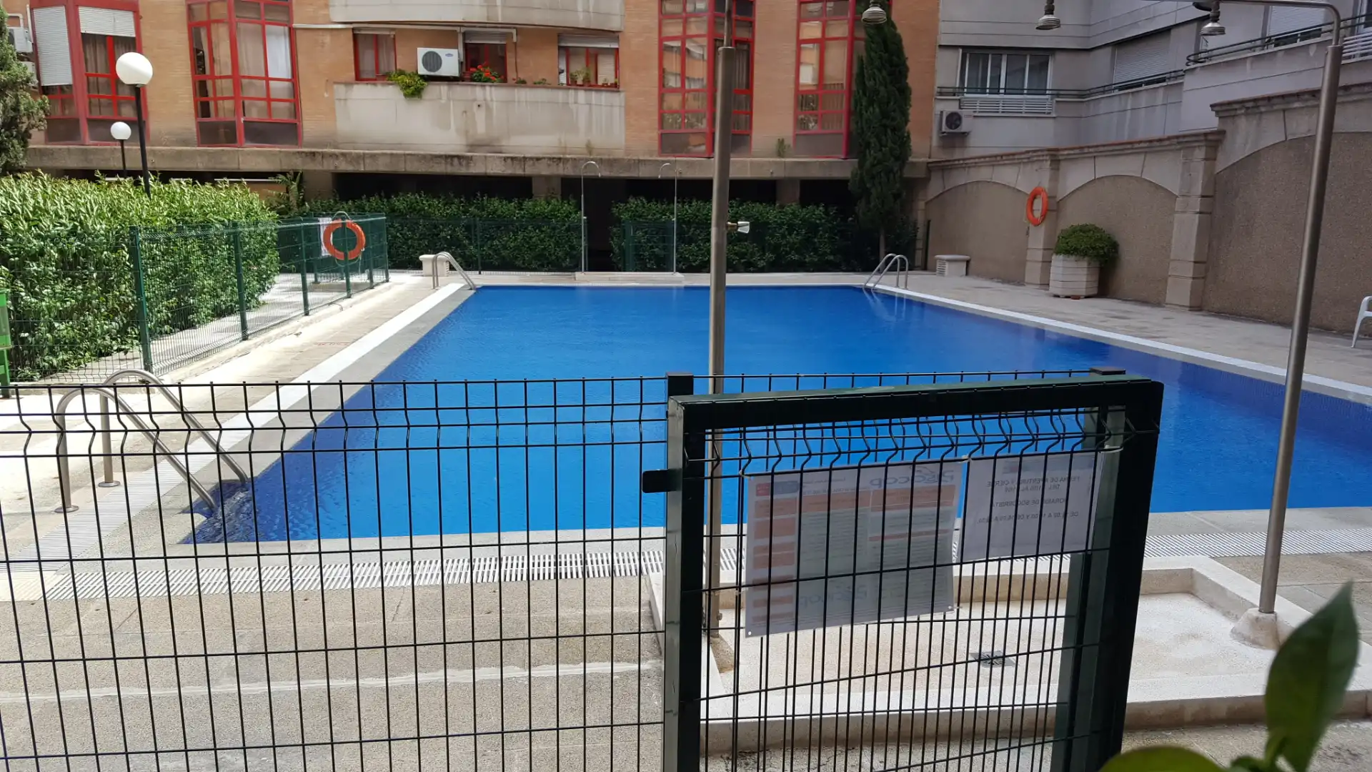 Piscina de Piso en venta en Madrid con Aire acondicionado, Terraza y Piscina