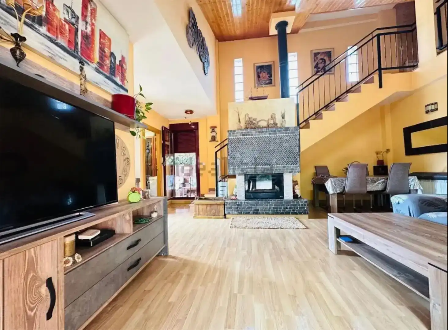 Sala de estar de Casa o chalet para compartir en Cadrete con Jardín privado, Parquet y Trastero