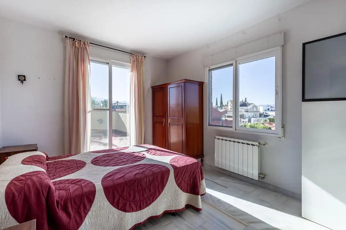 Villa con piscina in vendita a Residencial Triana - Barrio Alto, imagen 29