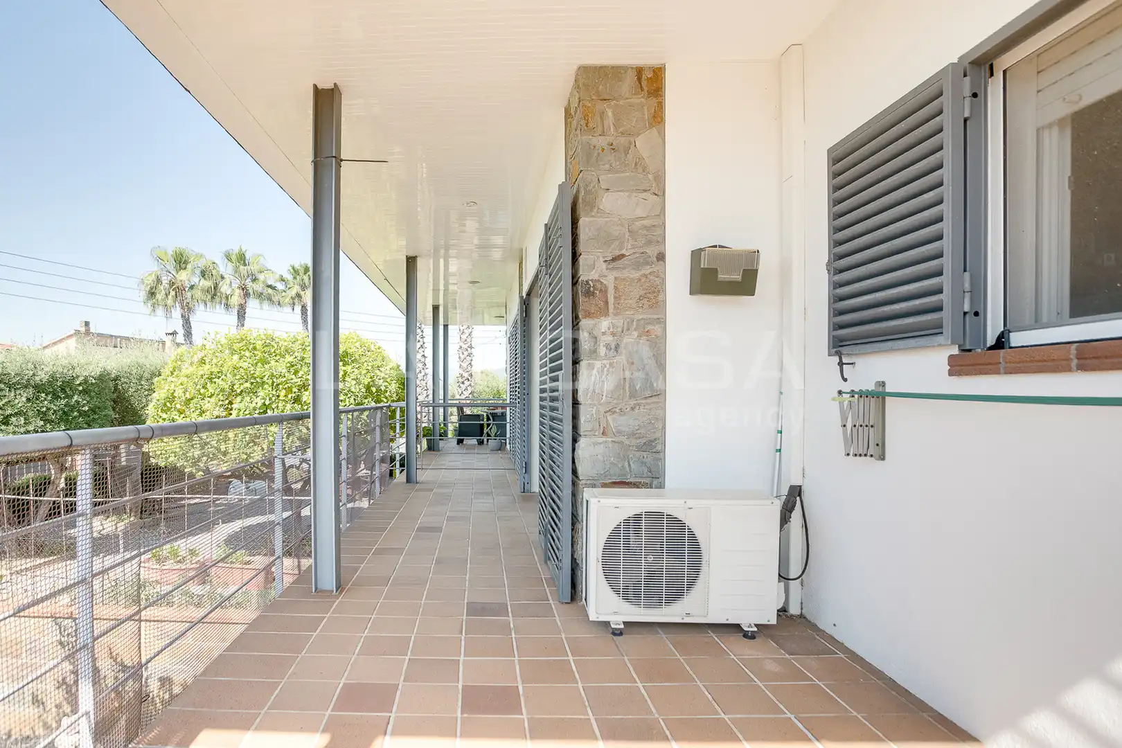 Casa aparellada amb terrassa en venda a Santa Eulàlia de Ronçana, imagen 50
