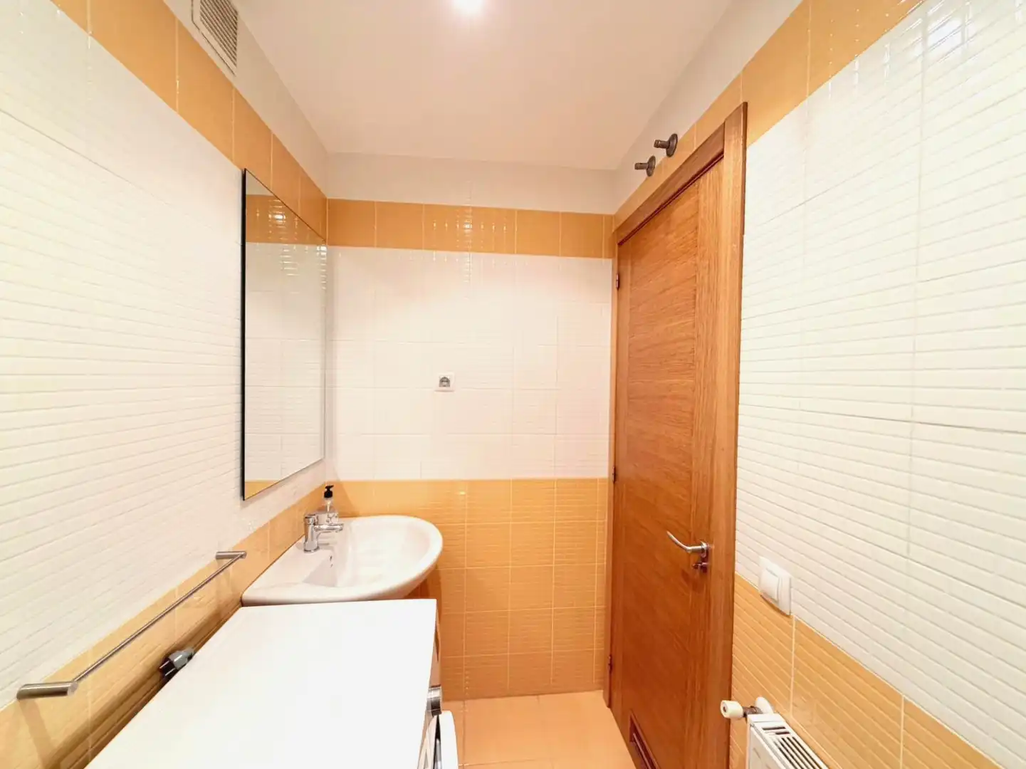 Baño de Piso en venta en Avilés con Trastero y Amueblado