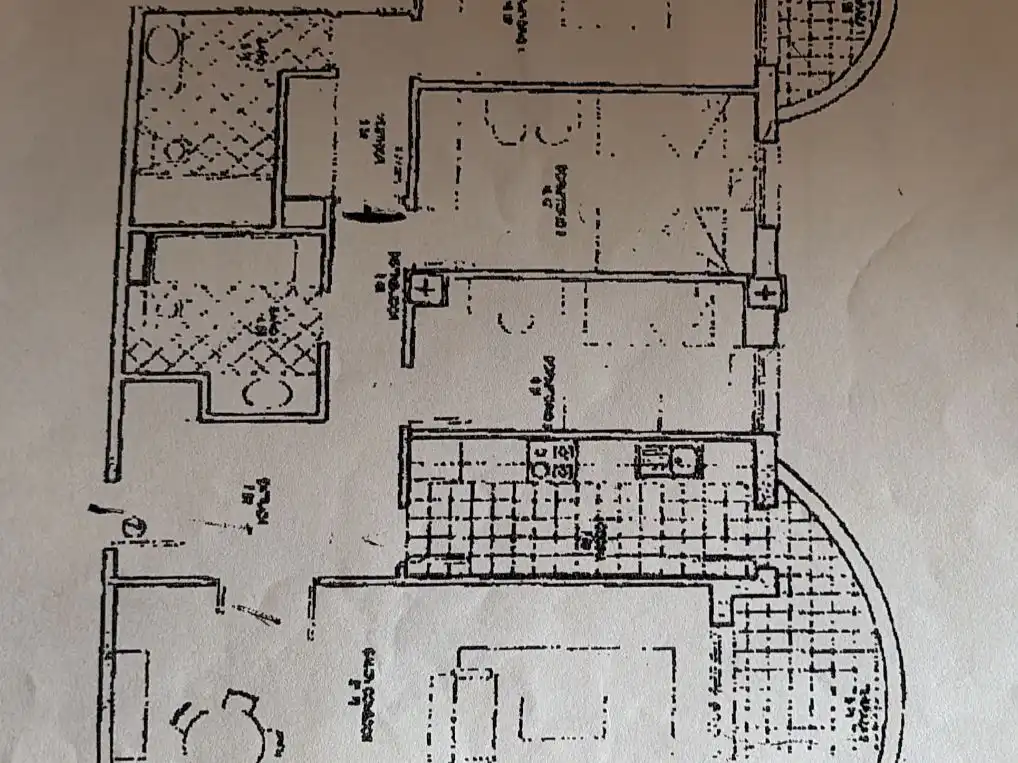 Wohnung zum Verkauf in Marbella mit Klimaanlage, Terrasse und Balkon