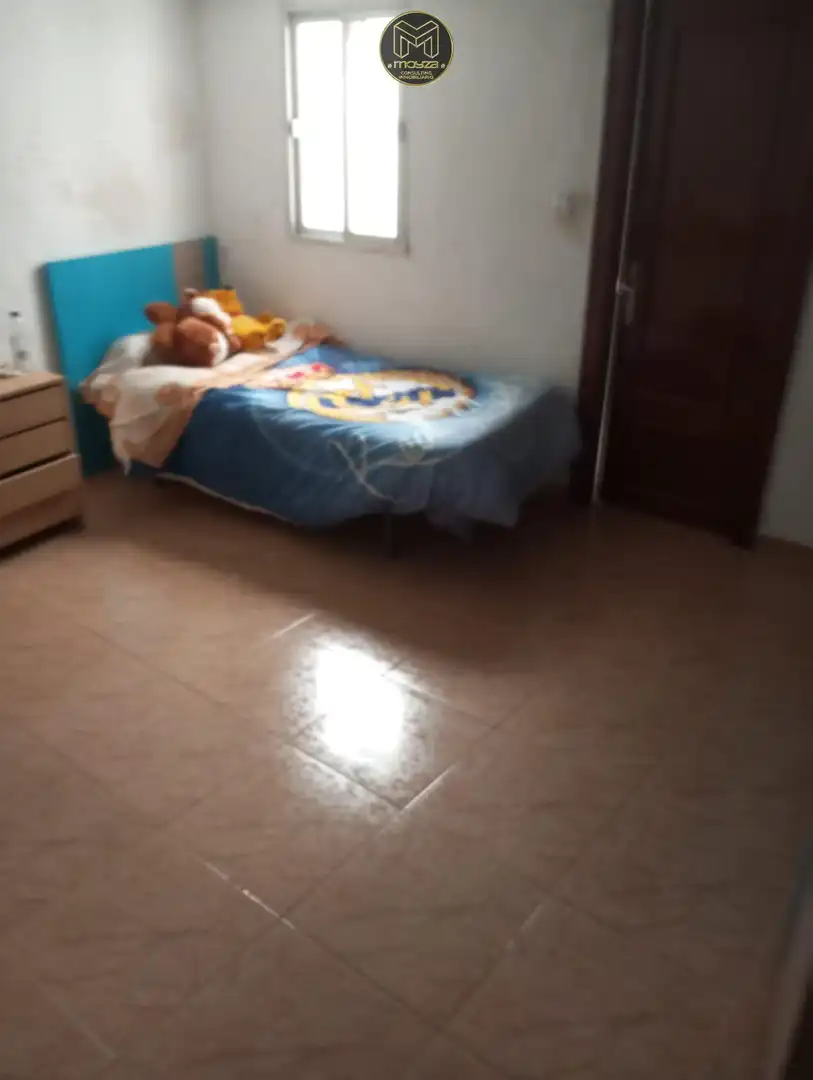 Dormitori de Casa o xalet en venda en Jaén amb Terrassa, Traster i Balcó