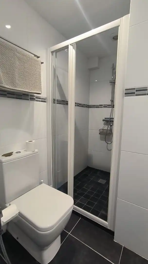 Badezimmer von Wohnungen zum Verkauf in Altea mit Klimaanlage, Heizung und Terrasse