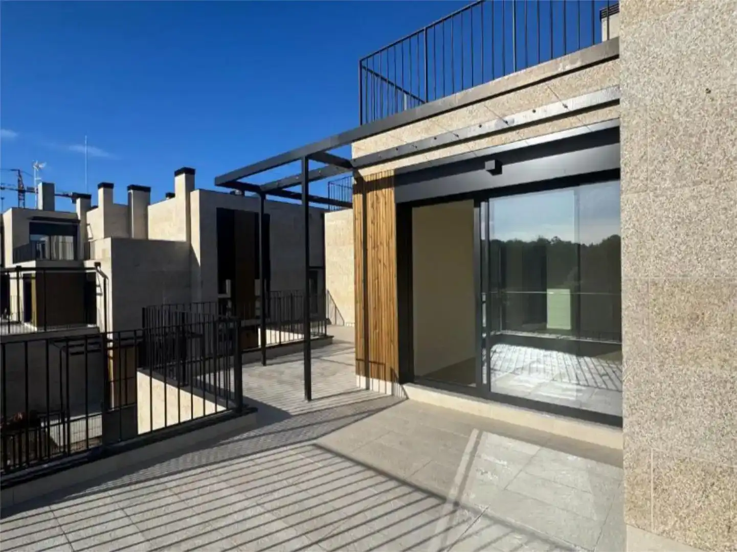 Terrasse von Wohnung zum Verkauf in Oleiros mit Klimaanlage, Schwimmbad und Balkon