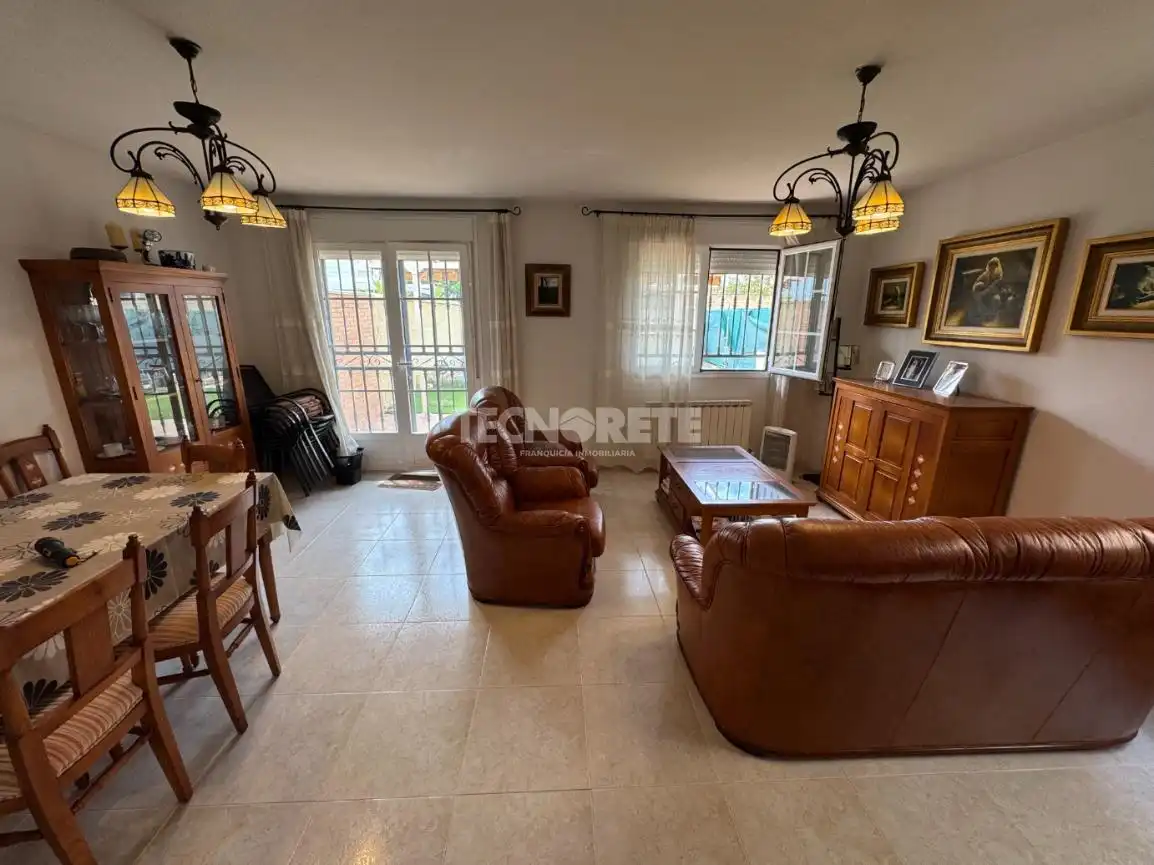 Casa aparellada amb terrassa en venda a Yunquera de Henares, imagen 18