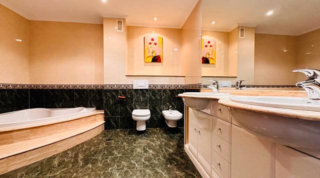 Casa adosada en Venta en Nigrán centro