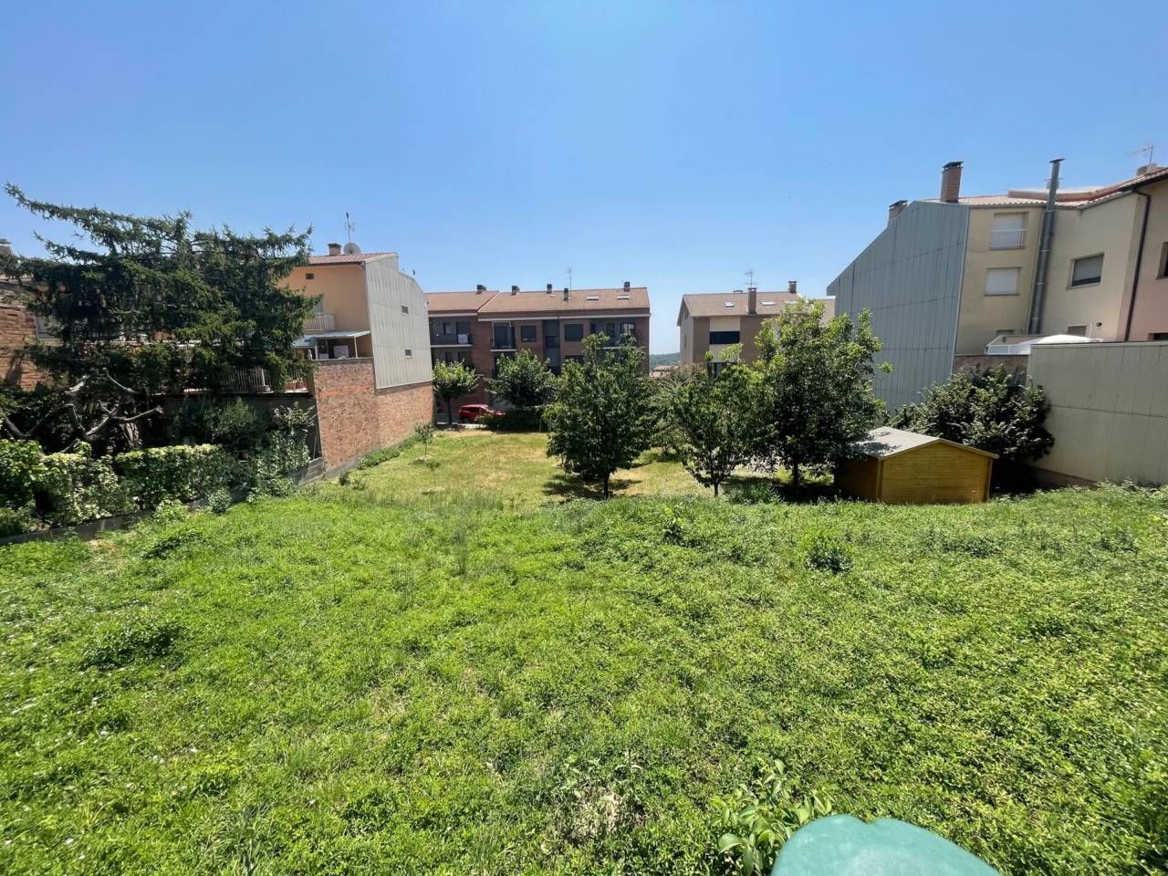 Fabrik Grundstücke zum verkauf in Avià