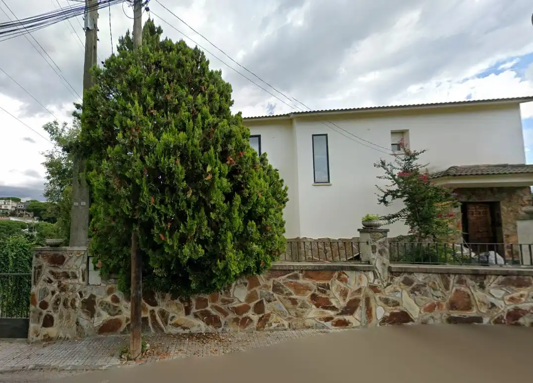 Chalet en venta en C/ Dalia