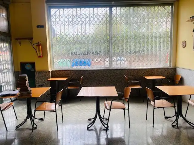 Local en venta en Ripollet con Aire acondicionado