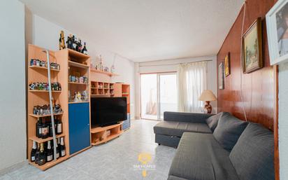 Living room of Flat for sale in Mejorada del Campo  with Heating, Terrace and Oven
