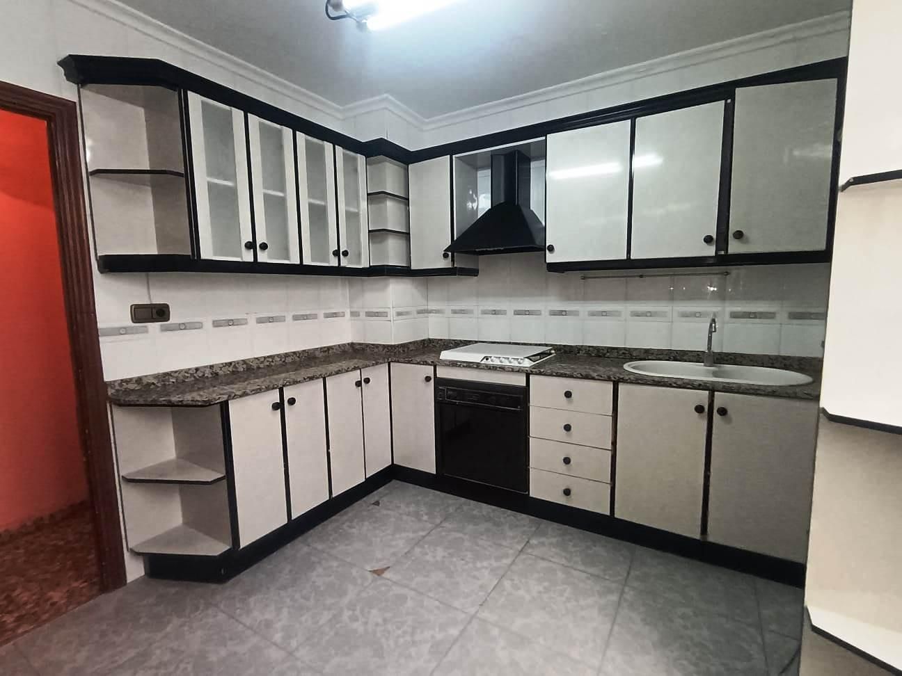 Cocina de Piso en venta en Cieza con Aire acondicionado y Balcón