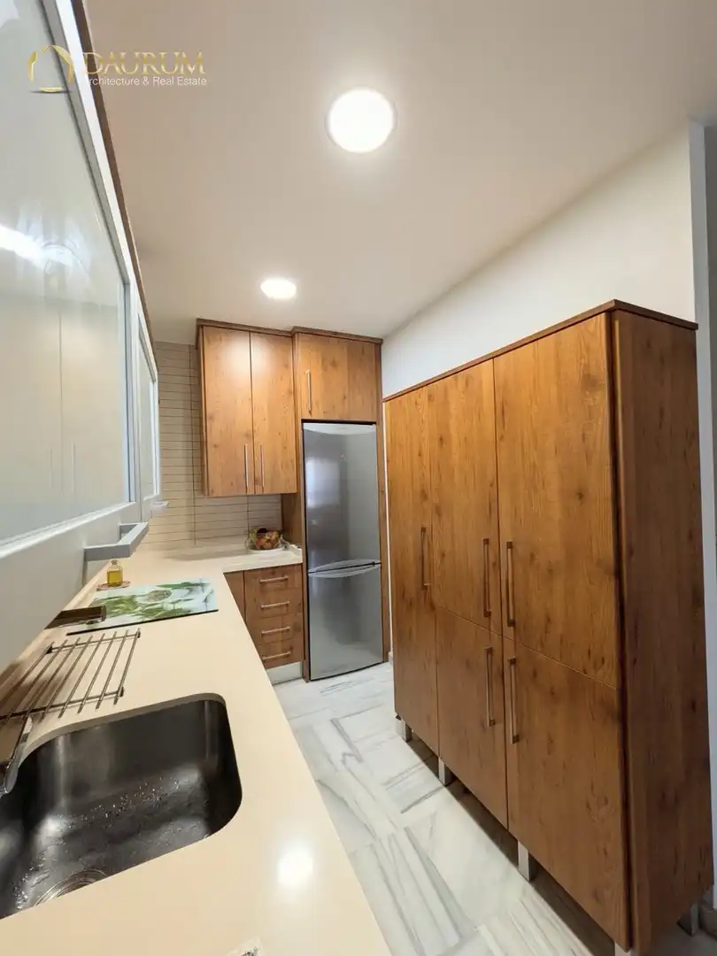 Cocina de Piso en venta en Teatinos - Universidad
