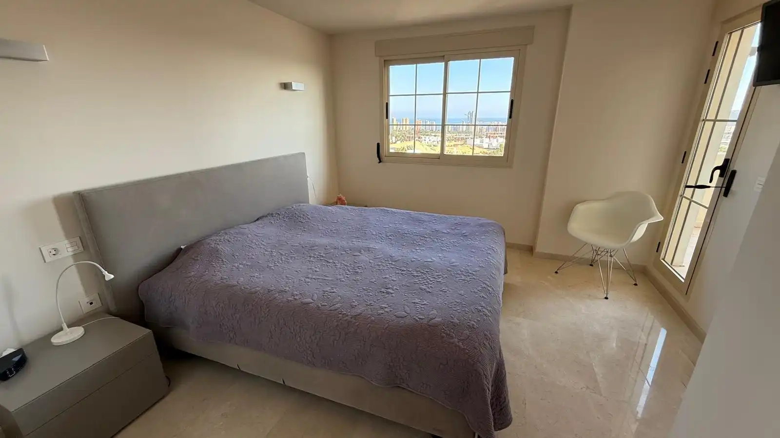 Maisonette mit Terrasse zum Verkauf in Golf Bahía, imagen 13