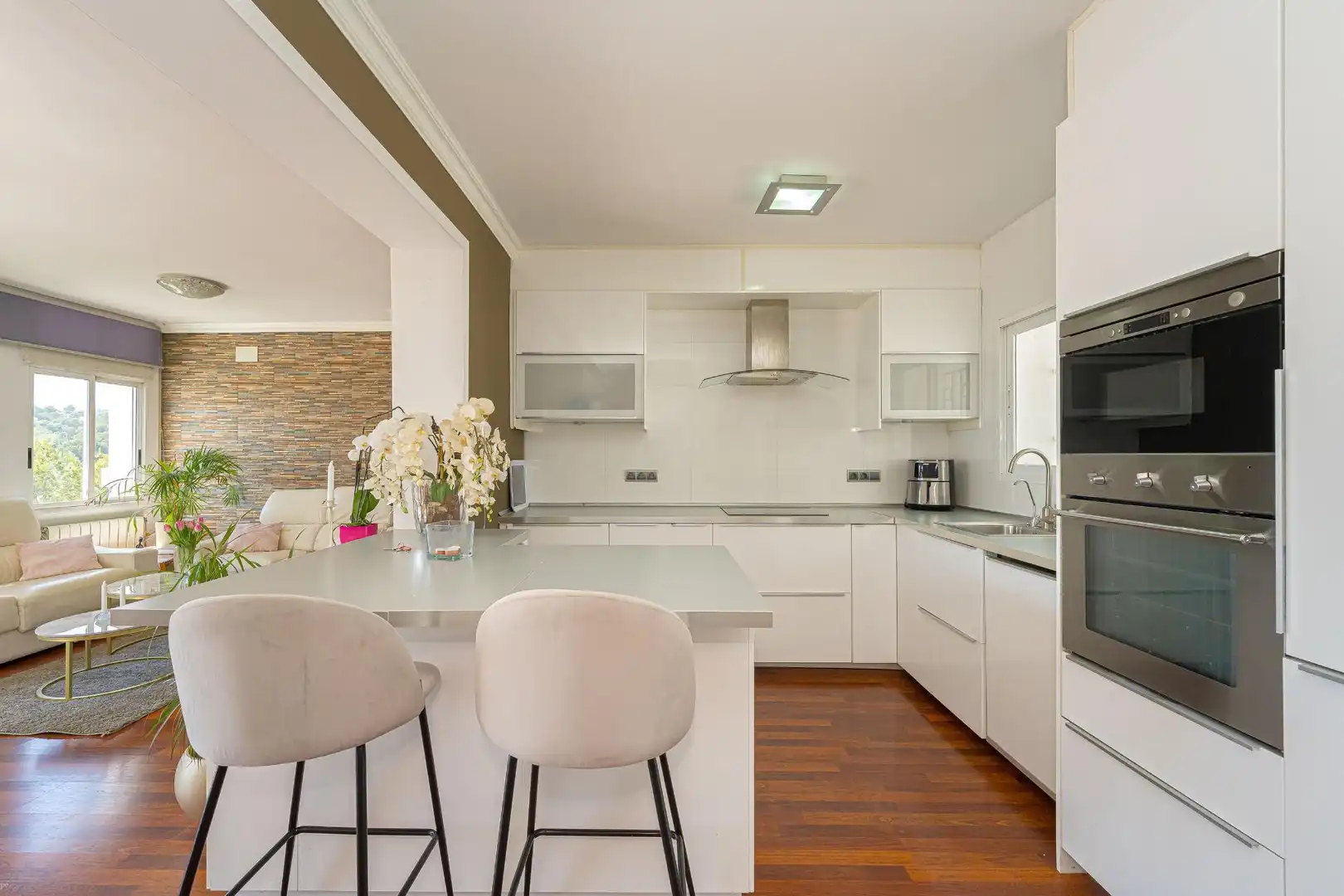 Cocina de Casa o chalet en venta en La Nucia con Aire acondicionado, Calefacción y Jardín privado