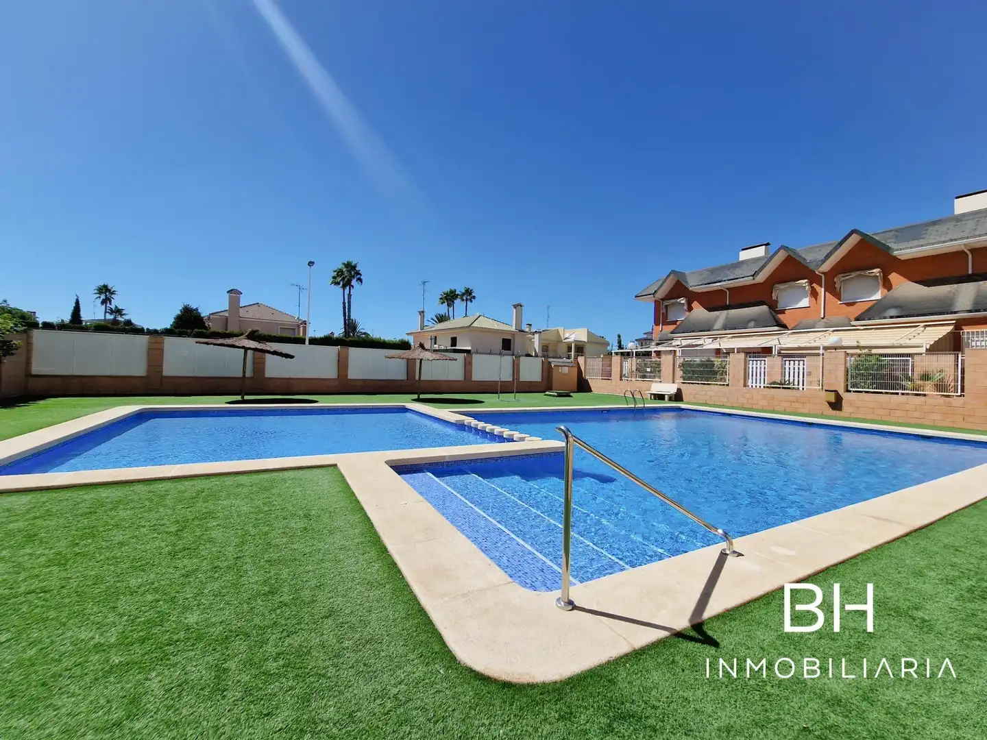 Garden of Houses for sale in Elche / Elx  with Air Conditioner, Heating and Private garden