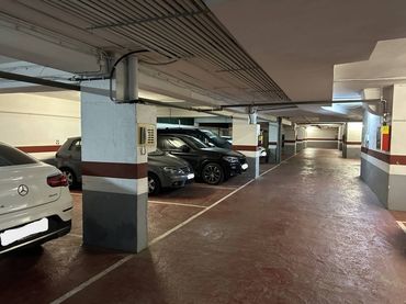 Individuel avec ascenseur à vendre à Calle González Tablas