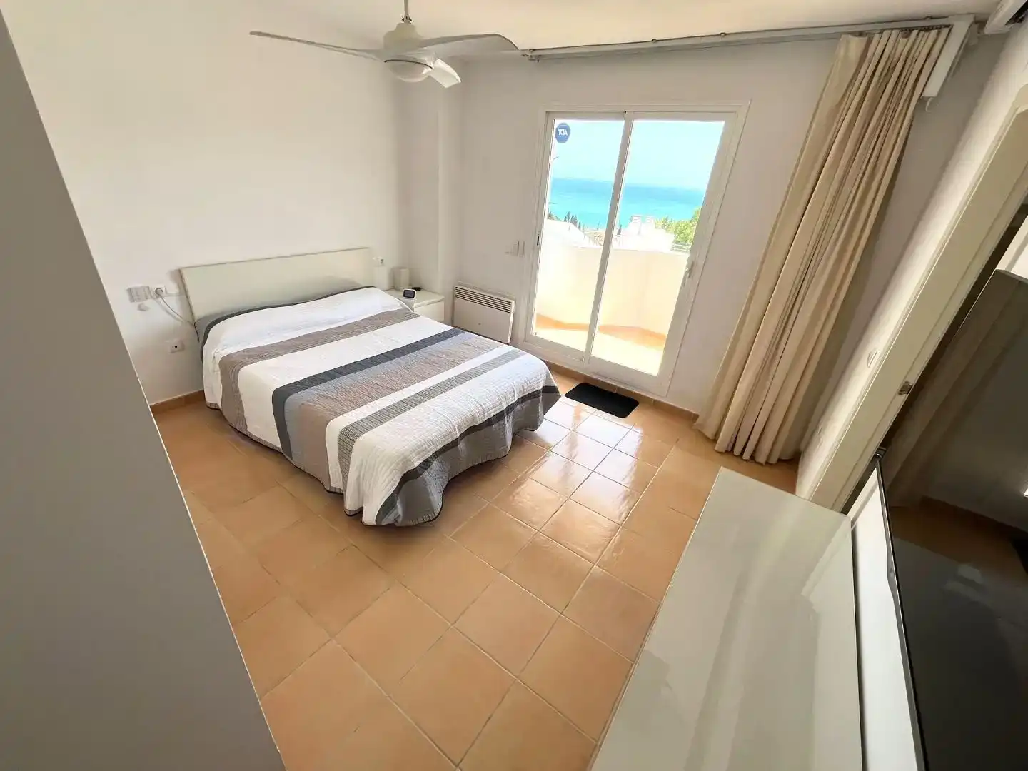 Bedroom of Flat for sale in Benalmádena  with Swimming Pool and Balcony