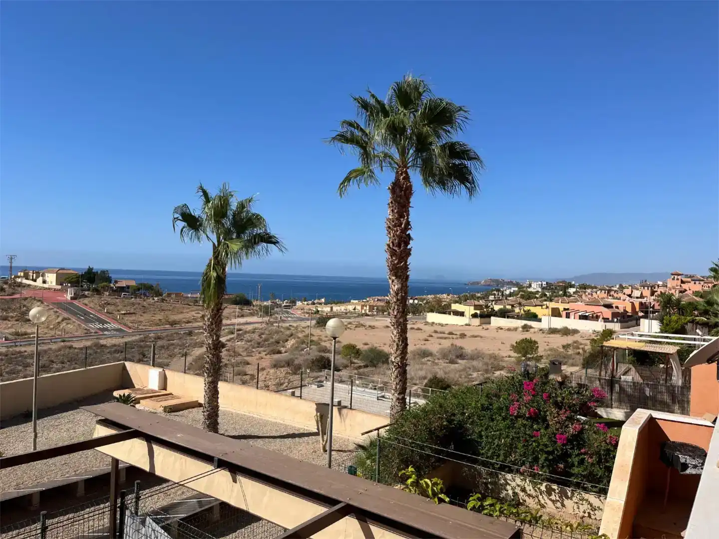 Exterior view of Flat for sale in Pedanías Oeste