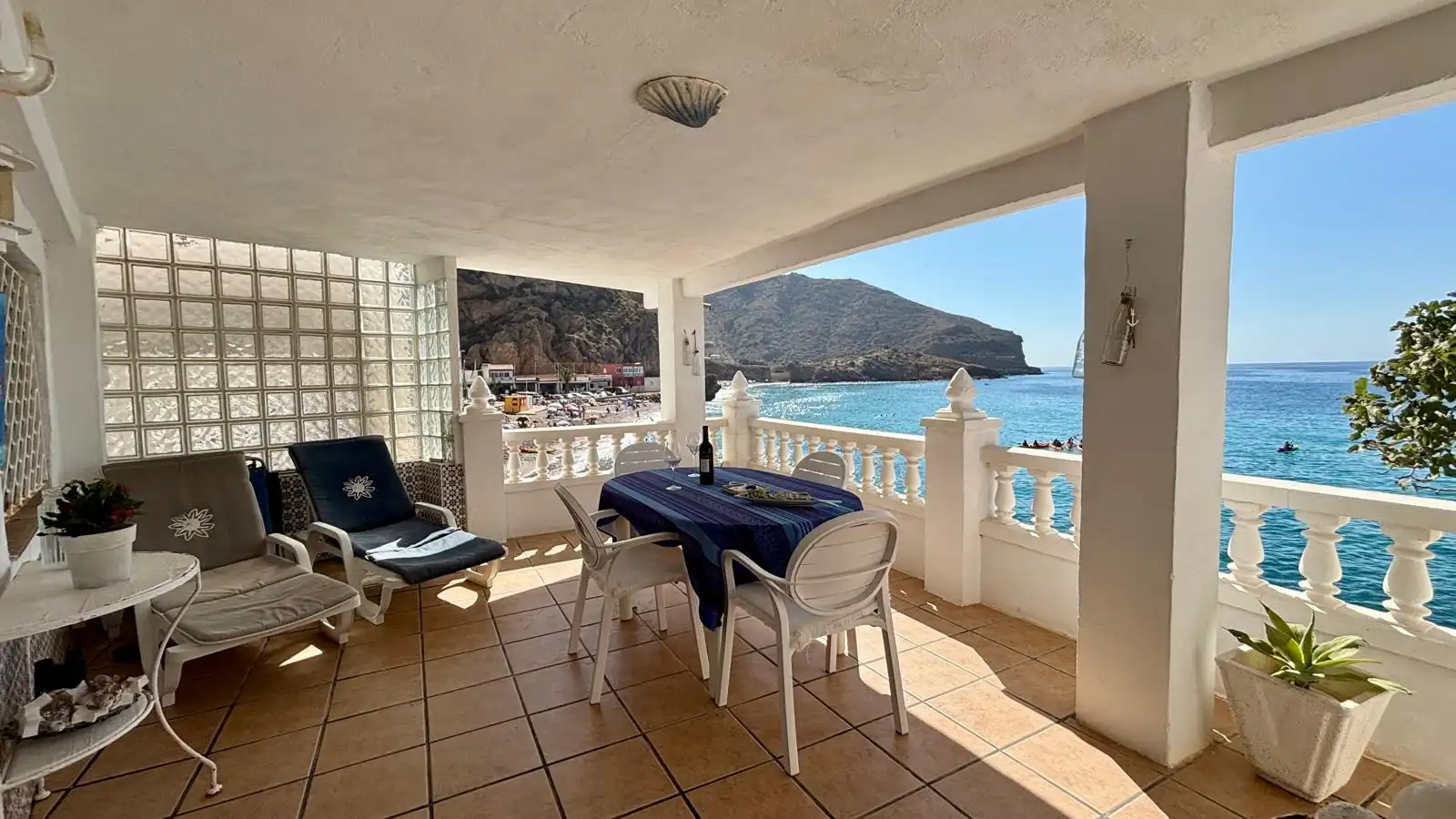 Terrasse von Einfamilien-Reihenhaus zum Verkauf in Cartagena mit Klimaanlage, Heizung und Terrasse