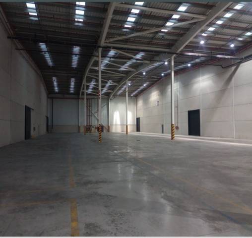 Nave industrial en Alquiler en Carmona en Carmona